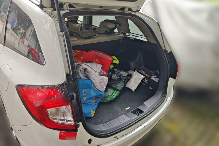 Used Honda Jade 2013 1.8L automatic Comfort version 5 seats Trunk