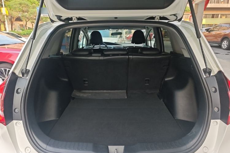 Used Honda Jade 2013 1.8L automatic Comfort version 5 seats Trunk