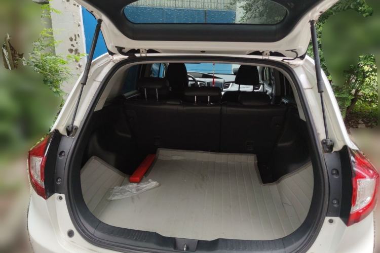 Used Honda Jade 2013 1.8L automatic Comfort version 5 seats Trunk
