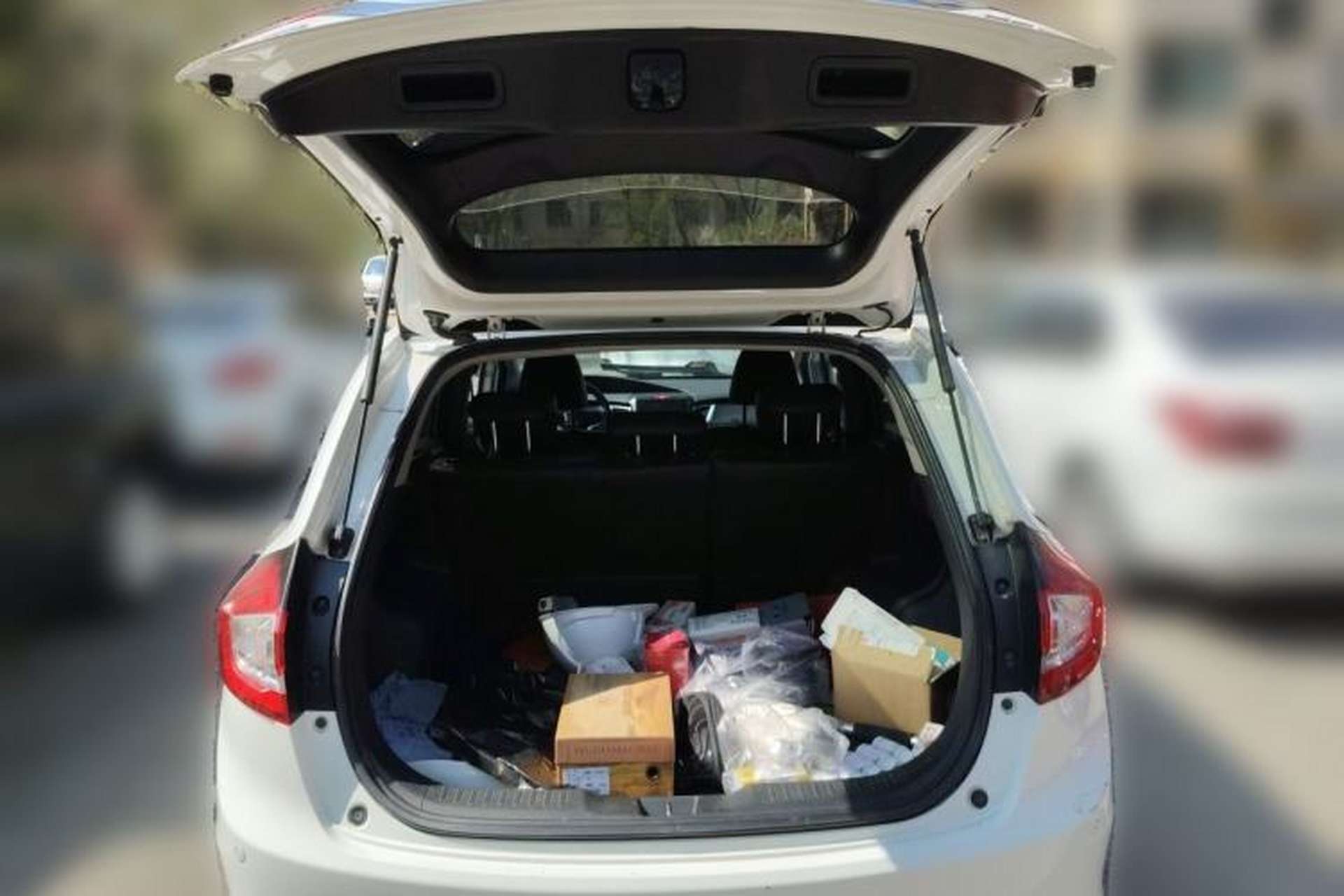 Used Honda Jade 2013 1.8L automatic Comfort version 5 seats Trunk