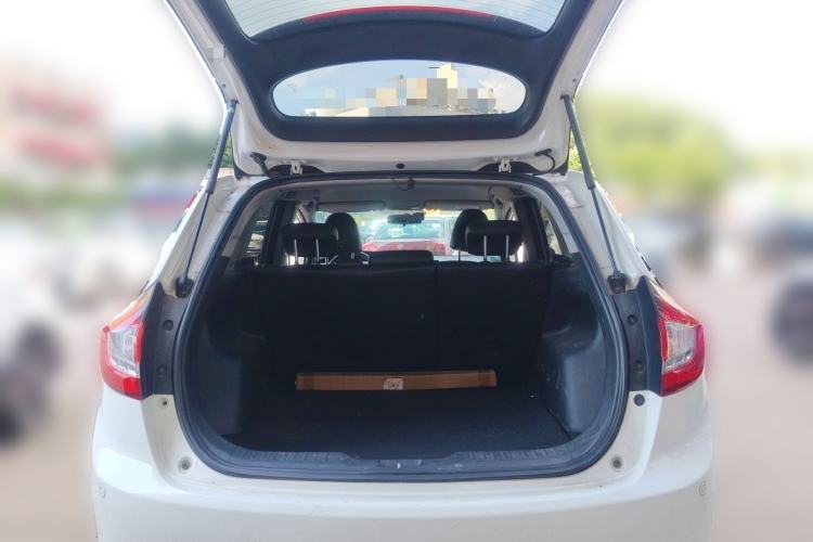 Used Honda Jade 2013 1.8L automatic Comfort version 5 seats Trunk