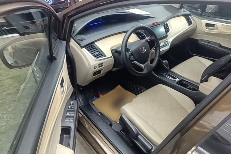 Used Honda Jade 2013 1.8L automatic Comfort version 5 seats Driver Seat