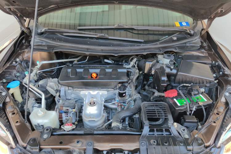 Used Honda Jade 2013 1.8L automatic Comfort version 5 seats Engine Bay