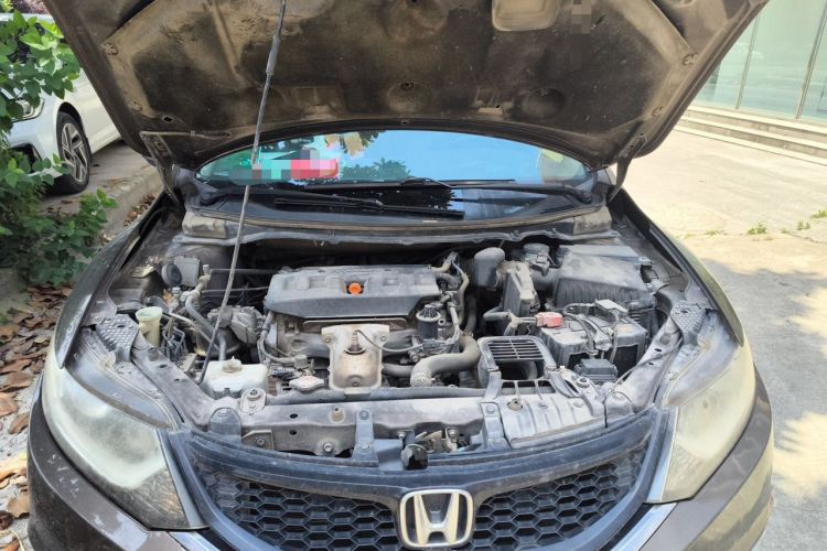 Used Honda Jade 2013 1.8L automatic Comfort version 5 seats Engine Bay