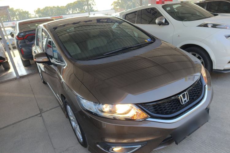 Used Honda Jade 2013 1.8L automatic Comfort version 5 seats Exterior 2