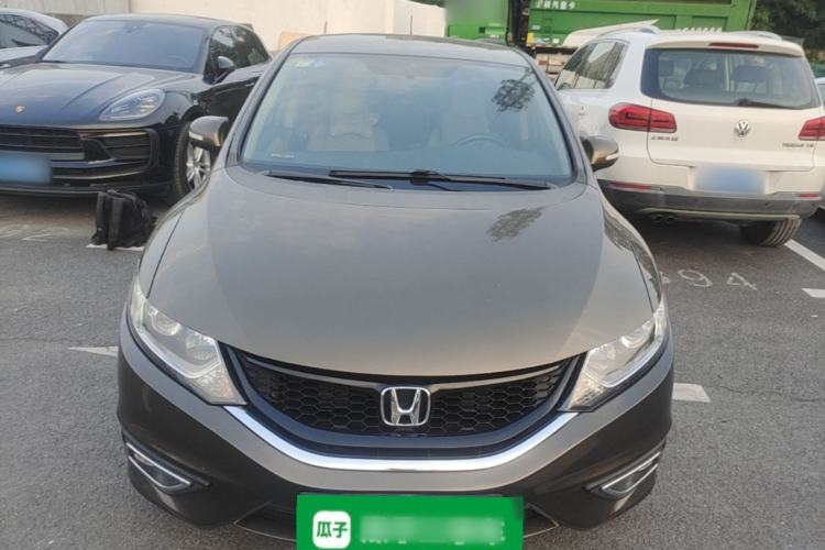 Used Honda Jade 2013 1.8L automatic Comfort version 5 seats Front