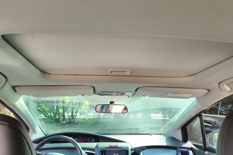 Used Honda Jade 2013 1.8L CVT Luxury Edition 5 seats Headliner