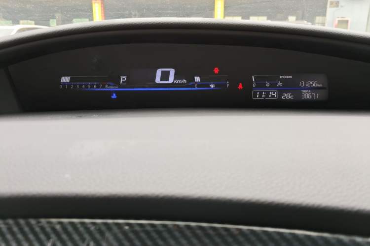 Used Honda Jade 2013 1.8L automatic Comfort version 5 seats Instrument Cluster