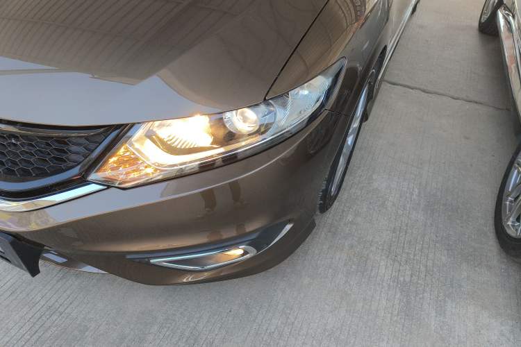 Used Honda Jade 2013 1.8L automatic Comfort version 5 seats Left Front Headlight