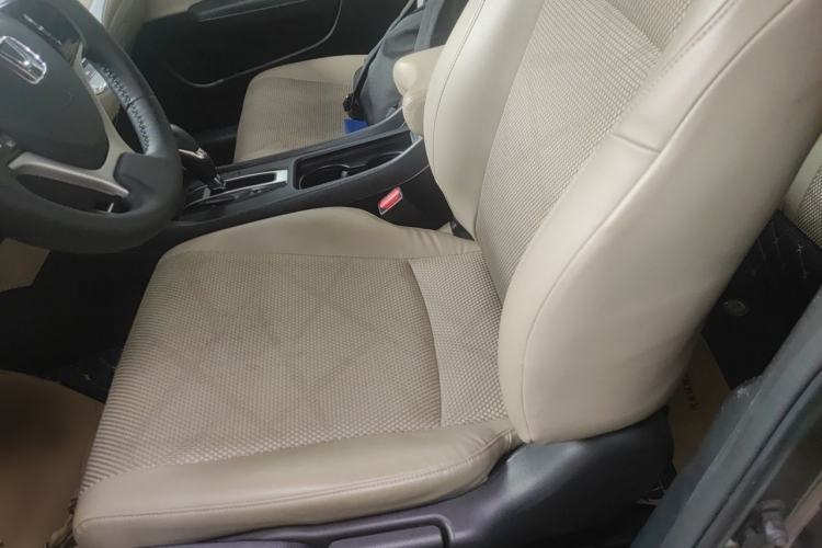 Used Honda Jade 2013 1.8L automatic Comfort version 5 seats Left Front Seat