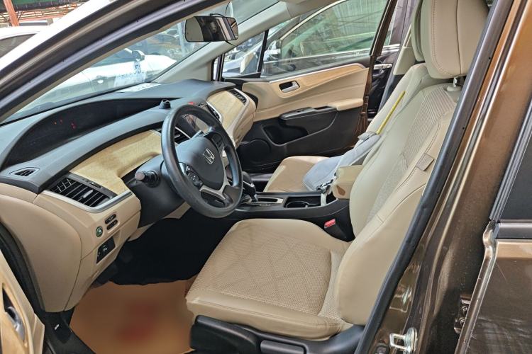 Used Honda Jade 2013 1.8L automatic Comfort version 5 seats Left Front Seat