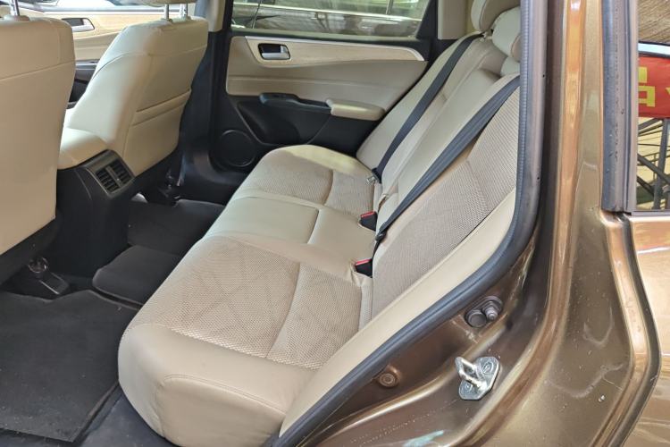 Used Honda Jade 2013 1.8L automatic Comfort version 5 seats Left Rear Seat