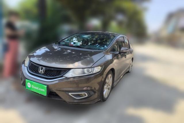 Used Honda Jade 2013 1.8L automatic Comfort version 5 seats