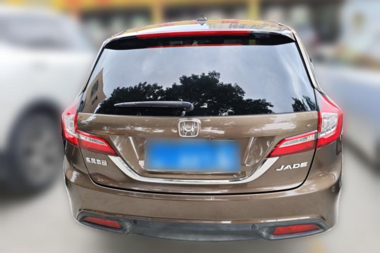 Used Honda Jade 2013 1.8L automatic Comfort version 5 seats Rear