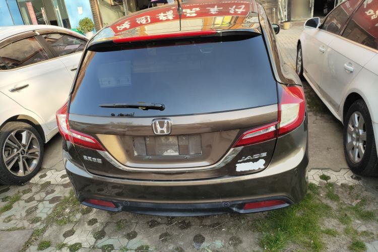 Used Honda Jade 2013 1.8L automatic Comfort version 5 seats Rear