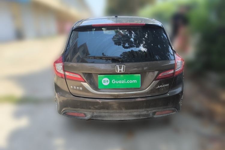 Used Honda Jade 2013 1.8L automatic Comfort version 5 seats Rear