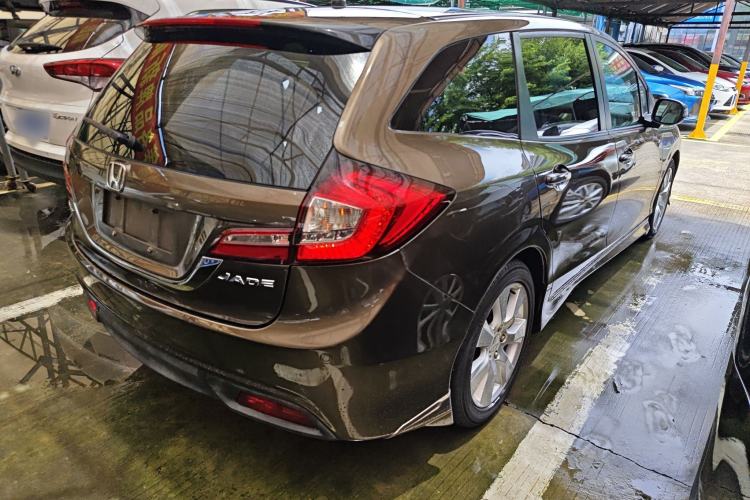 Used Honda Jade 2013 1.8L automatic Comfort version 5 seats Rear Right 45 Deg