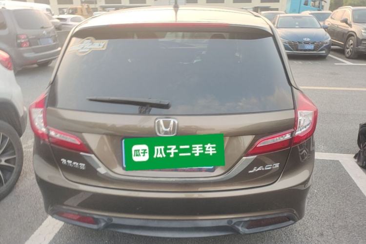 Used Honda Jade 2013 1.8L automatic Comfort version 5 seats Rear