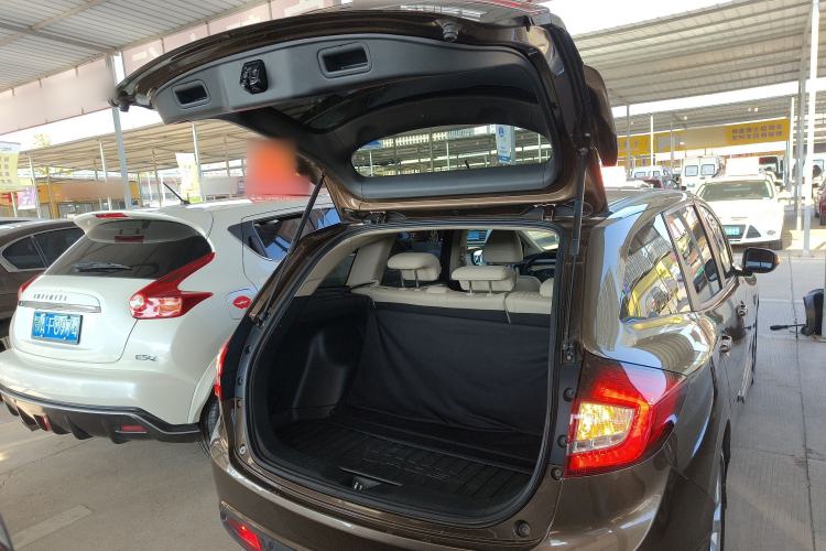 Used Honda Jade 2013 1.8L automatic Comfort version 5 seats Trunk