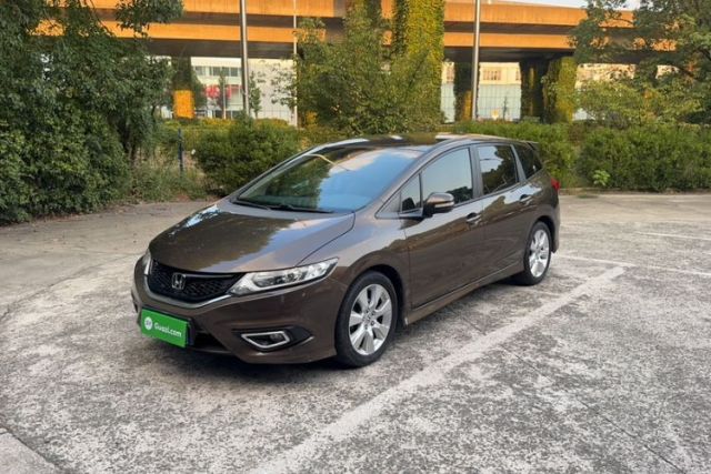 Used Honda Jade 2013 1.8L automatic Comfort version 5 seats
