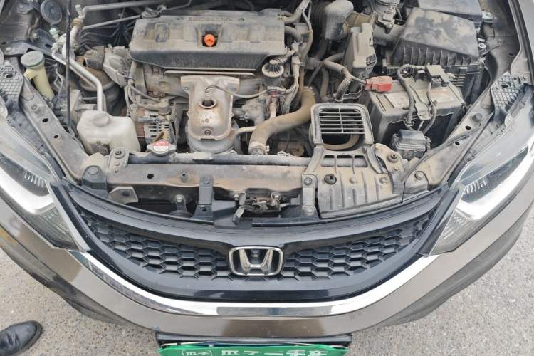Used Honda Jade 2014 1.8L CVT Luxury Edition 5 seats Engine Bay