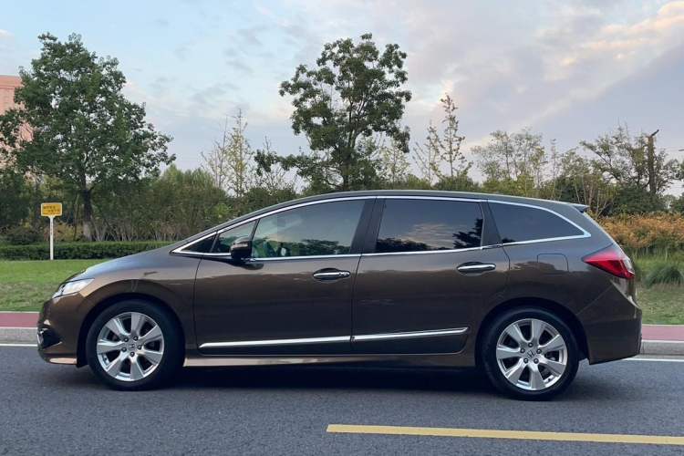 Used Honda Jade 2014 1.8L CVT Luxury Edition 5 seats Exterior 5