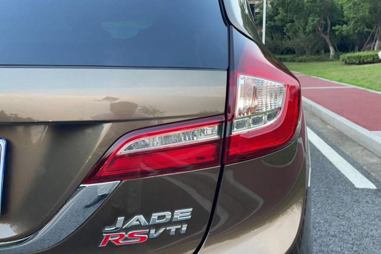 Used Honda Jade 2014 1.8L CVT Luxury Edition 5 seats Exterior 7