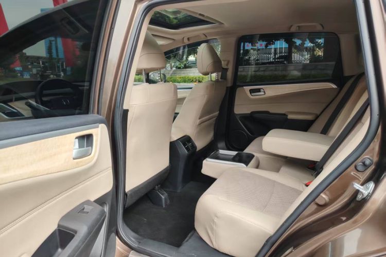 Used Honda Jade 2014 1.8L Automatic Comfort Elite Version 5 Seats Interior 3