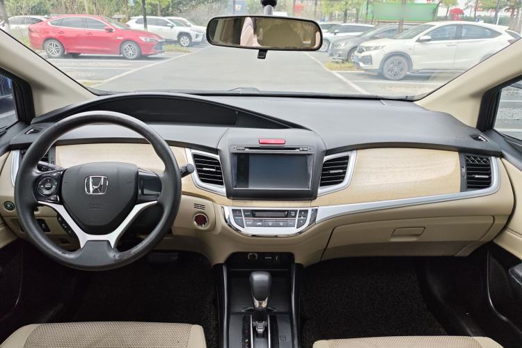 Used Honda Jade 2014 1.8L Automatic Comfort Elite Version 5 Seats Interior 8