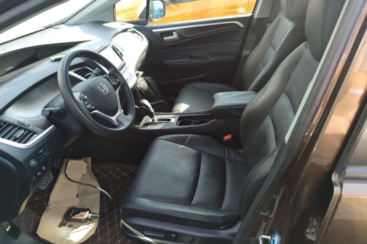 Used Honda Jade 2014 1.8L CVT Luxury Edition 5 seats Left Front Seat