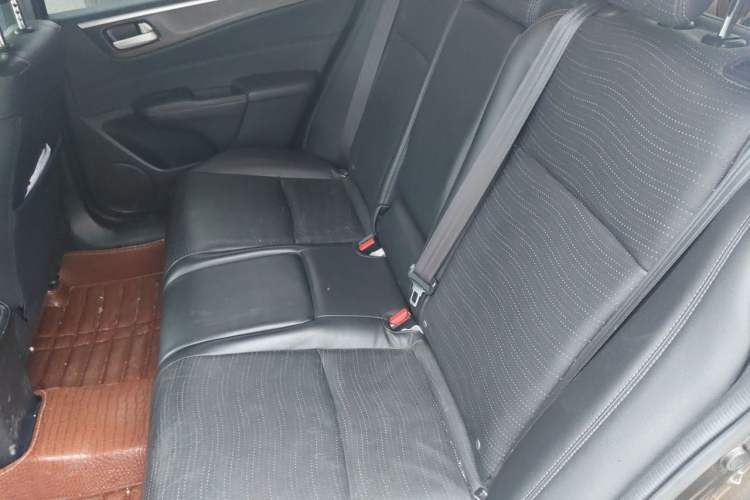 Used Honda Jade 2014 1.8L CVT Luxury Edition 5 seats Left Rear Seat