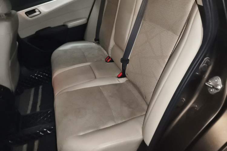 Used Honda Jade 2014 1.8L Automatic Comfort Elite Version 5 Seats Left Rear Seat