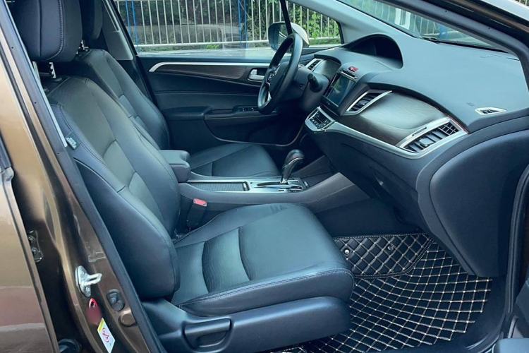 Used Honda Jade 2014 1.8L CVT Luxury Edition 5 seats Right Front Seat