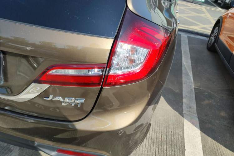 Used Honda Jade 2014 1.8L CVT Luxury Edition 5 seats Right Rear Taillight