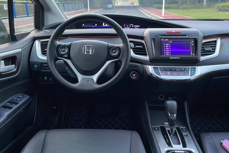 Used Honda Jade 2014 1.8L CVT Luxury Edition 5 seats Steering Wheel