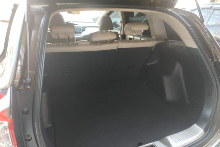 Used Honda Jade 2014 1.8L Automatic Comfort Elite Version 5 Seats Trunk