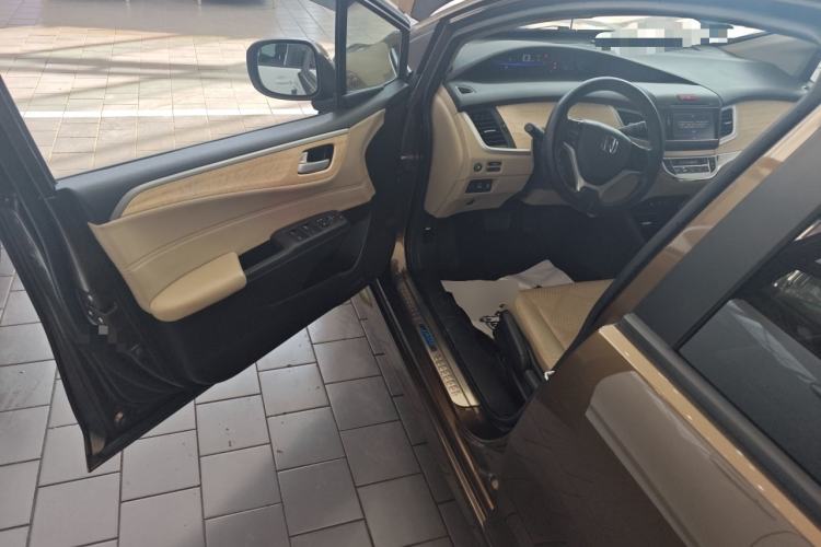 Used Honda Jade 2014 1.8L Automatic Comfort Elite Version 5 Seats Driver Seat