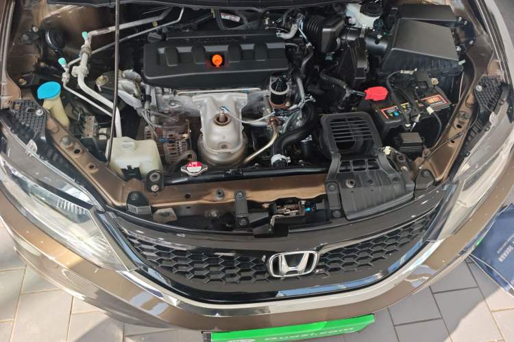 Used Honda Jade 2014 1.8L Automatic Comfort Elite Version 5 Seats Engine Bay