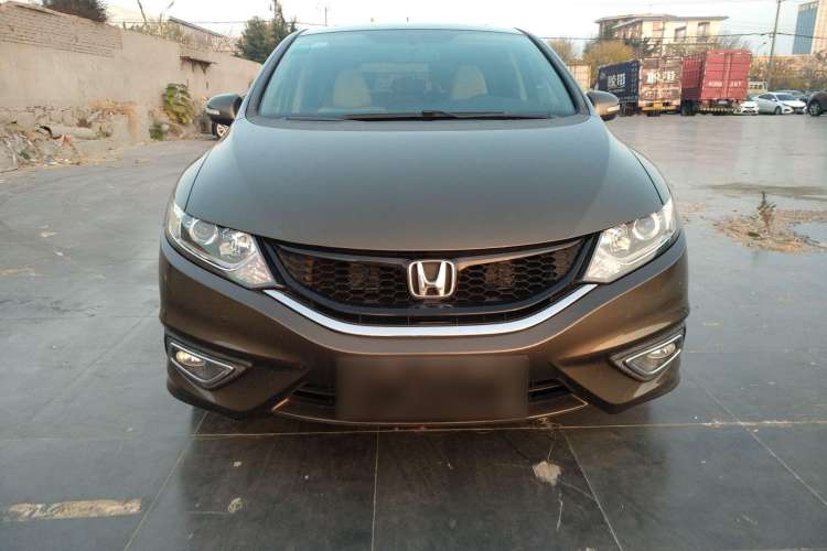 Used Honda Jade 2014 1.8L Automatic Comfort Elite Version 5 Seats Front