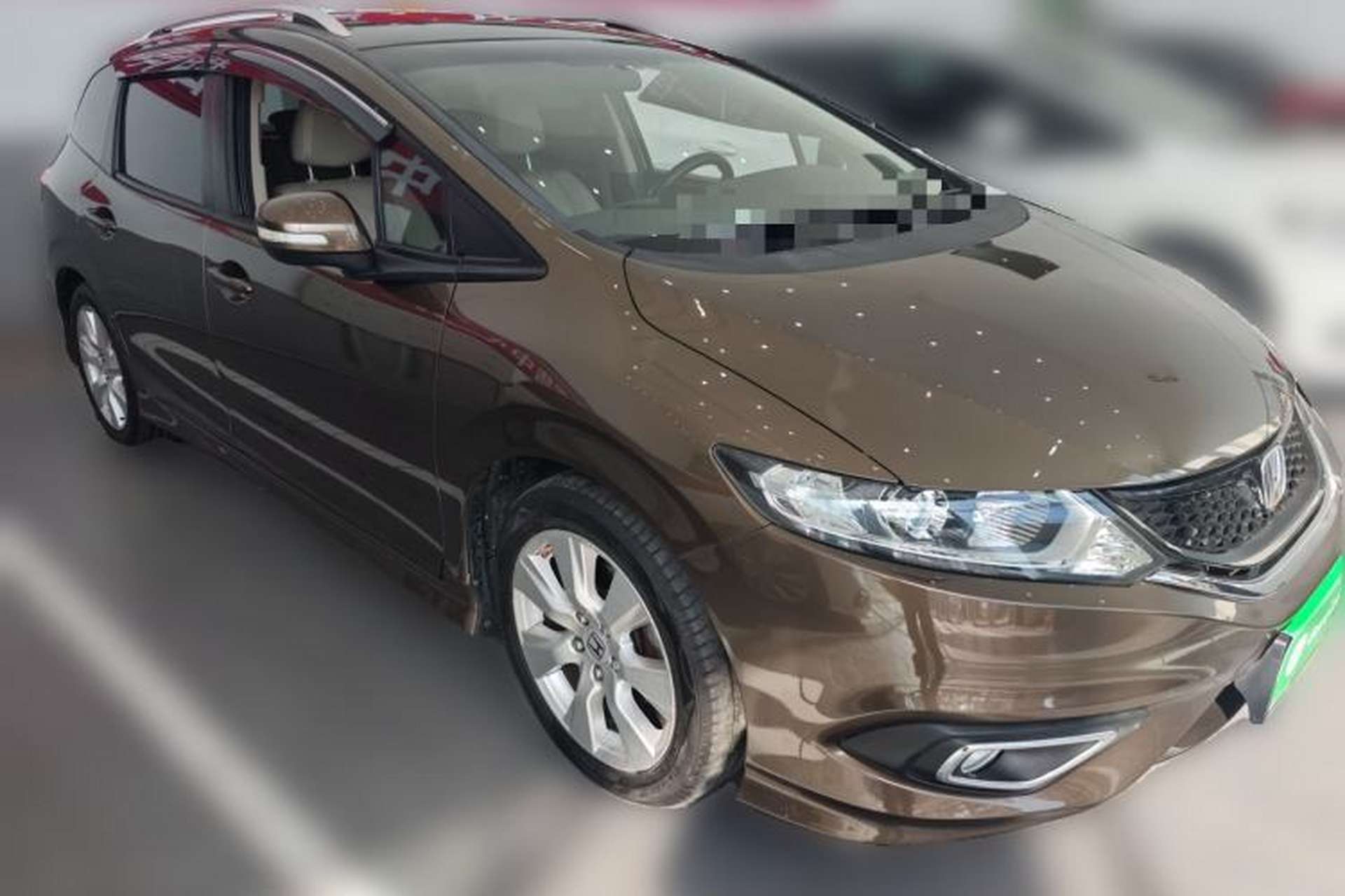 Used Honda Jade 2014 1.8L Automatic Comfort Elite Version 5 Seats Front Right 45 Deg