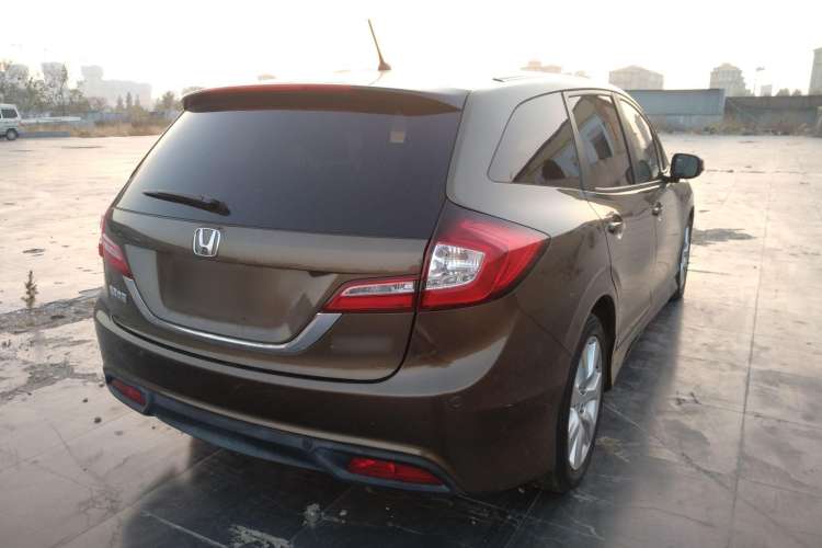 Used Honda Jade 2014 1.8L Automatic Comfort Elite Version 5 Seats Rear Right 45 Deg