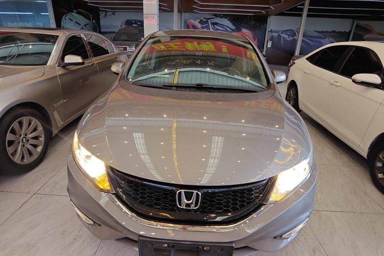 Used Honda Jade 2014 1.8L Automatic Comfort Elite Version 5 Seats Exterior 1