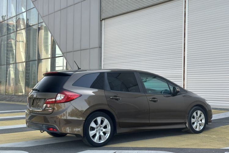 Used Honda Jade 2014 1.8L Automatic Comfort Elite Version 5 Seats Exterior 10
