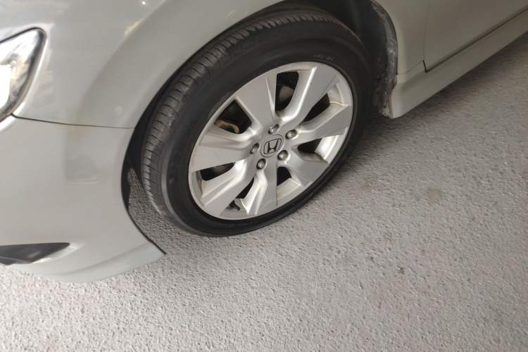 Used Honda Jade 2014 1.8L Automatic Comfort Elite Version 5 Seats Exterior 7