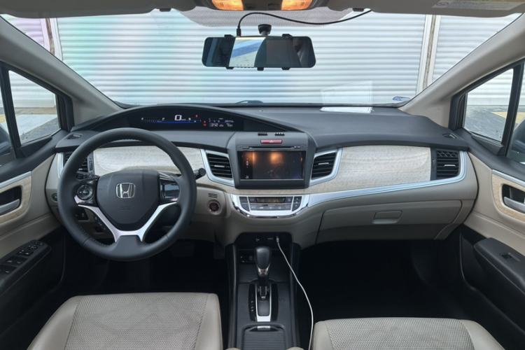 Used Honda Jade 2014 1.8L Automatic Comfort Elite Version 5 Seats Exterior 8
