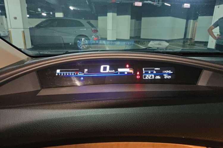 Used Honda Jade 2014 1.8L Automatic Comfort Elite Version 5 Seats Instrument Cluster