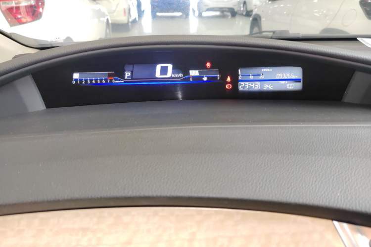 Used Honda Jade 2014 1.8L Automatic Comfort Elite Version 5 Seats Instrument Cluster