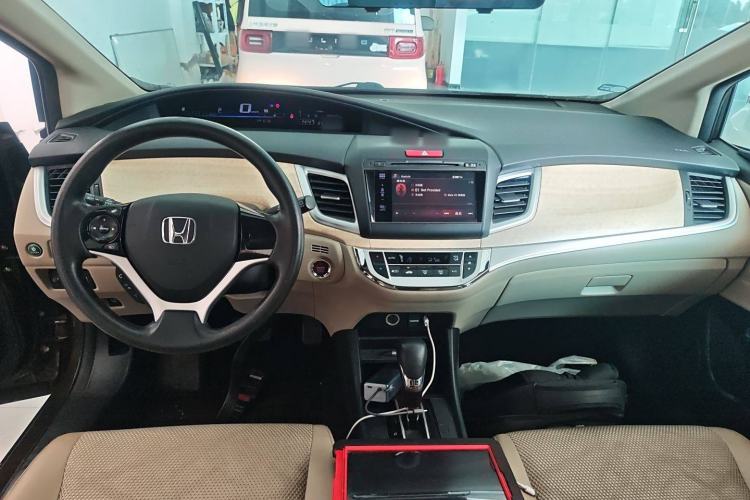 Used Honda Jade 2014 1.8L Automatic Comfort Elite Version 5 Seats Interior 2