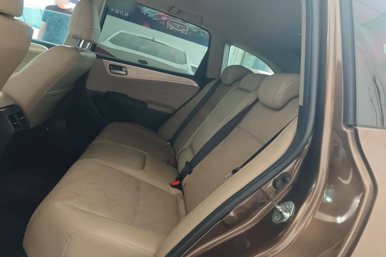 Used Honda Jade 2014 1.8L Automatic Comfort Elite Version 5 Seats Interior 4