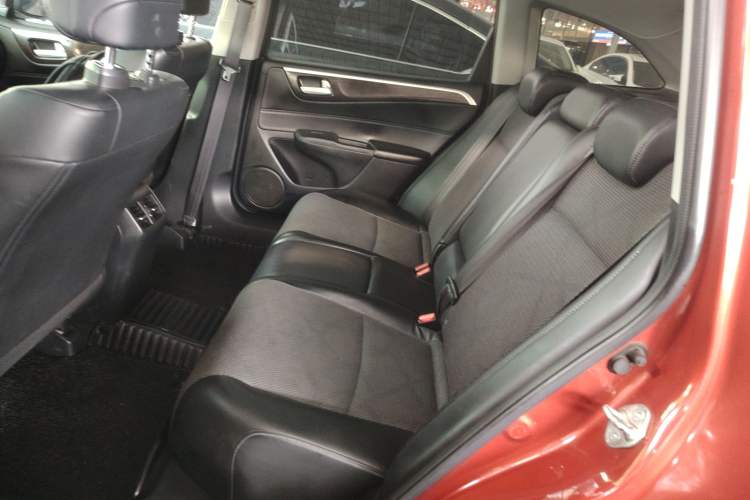 Used Honda Jade 2014 1.8L Automatic Comfort Elite Version 5 Seats Interior 4